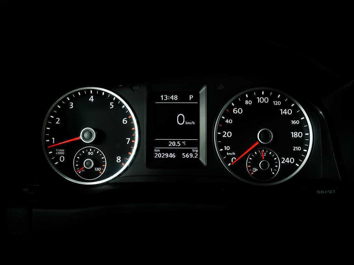 Купить Volkswagen Tiguan, 2010, 202 940 км, фото №8