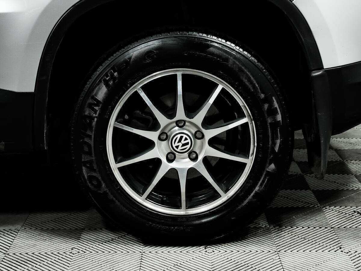 Купить Volkswagen Tiguan, 2010, 202 940 км, фото №12