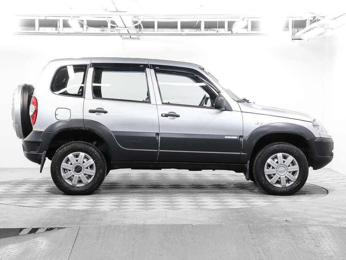 Купить Chevrolet Niva, 2011, 82 819 км, фото №4