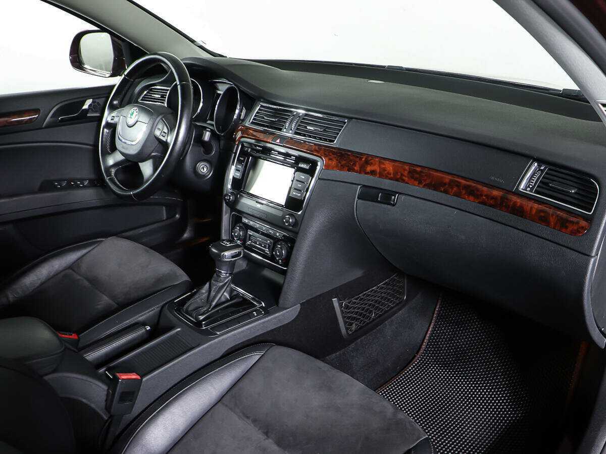 Купить Skoda Superb, 2010, 136 055 км, фото №12