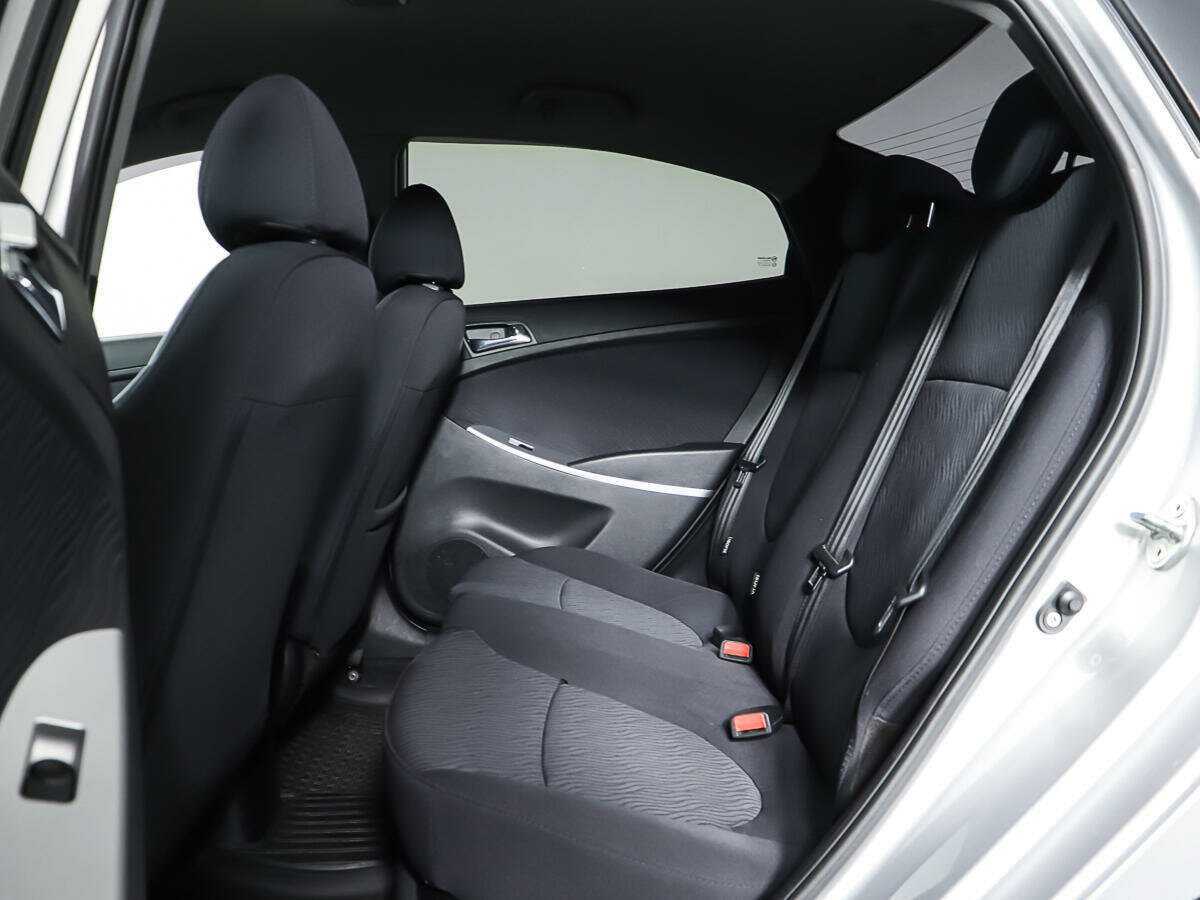 Купить Hyundai Solaris, 2011, 89 044 км, фото №12