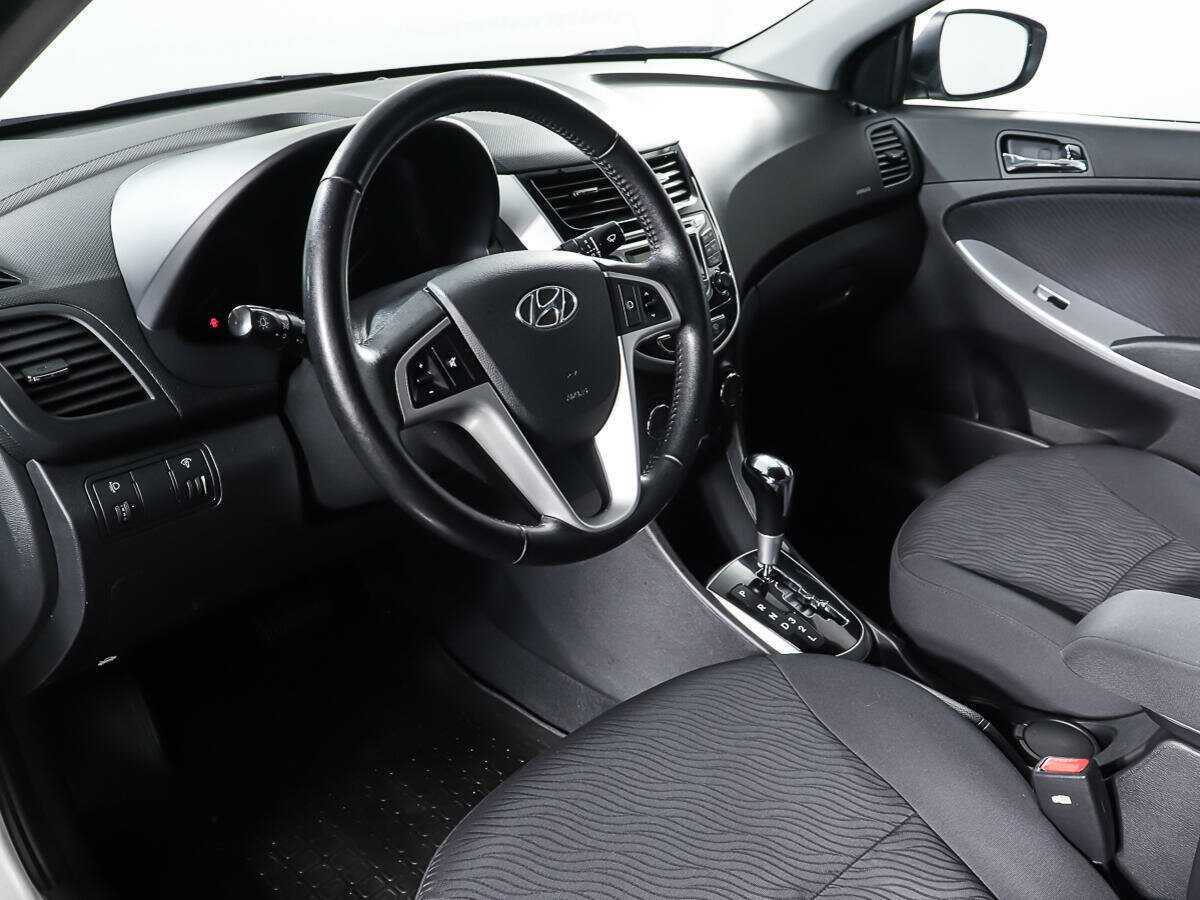 Купить Hyundai Solaris, 2011, 89 044 км, фото №15