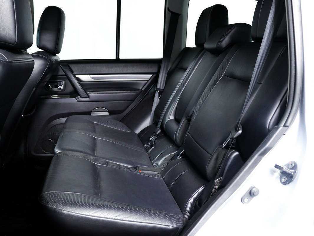 Купить Mitsubishi Pajero, 2011, 202 863 км, фото №10