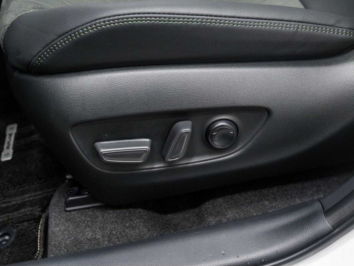 Купить Toyota RAV4, 2023, 234 км, фото №16