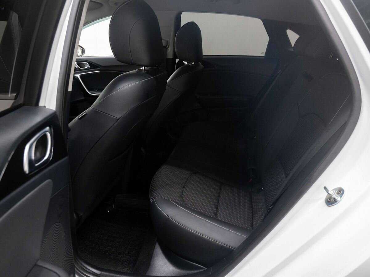 Купить Kia Ceed, 2018, 143 000 км, фото №10