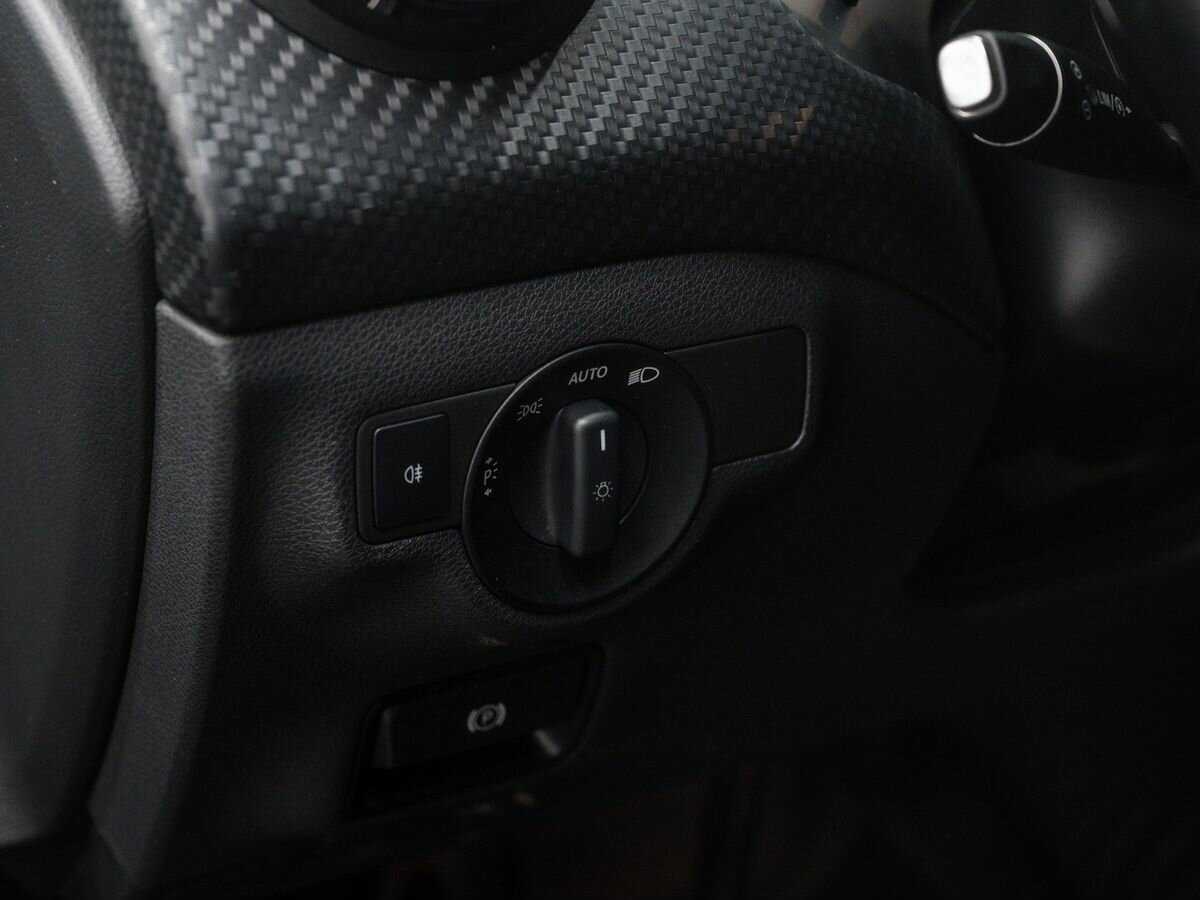 Купить Mercedes-Benz GLA 200, 2014, 141 390 км, фото №17