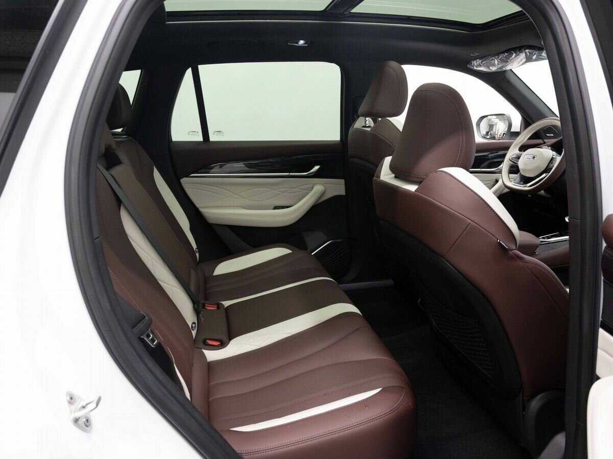 Купить Geely Monjaro, 2024, 79 км, фото №12