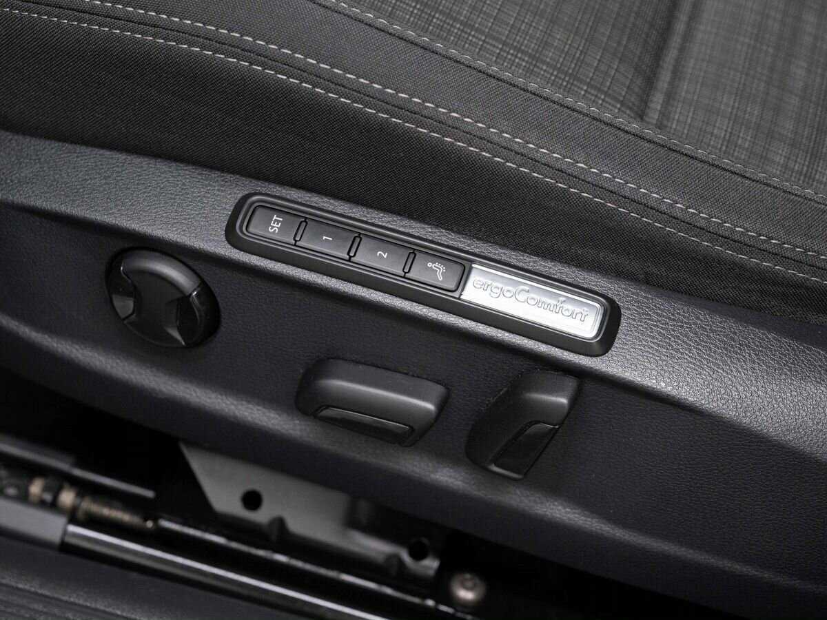 Купить Volkswagen Passat, 2020, 213 000 км, фото №21