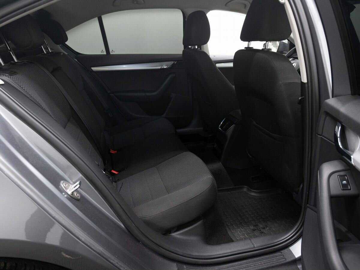 Купить Skoda Octavia, 2013, 265 000 км, фото №12