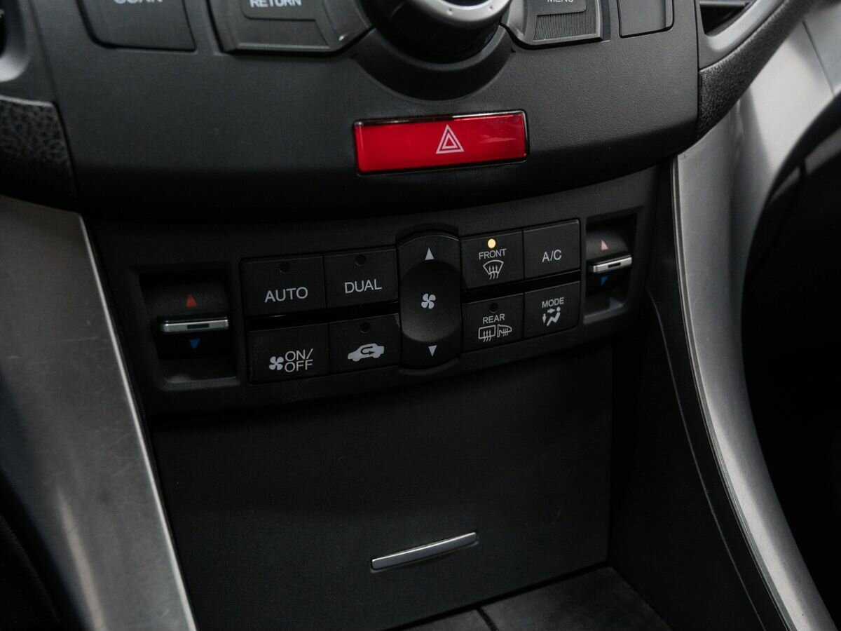 Купить Honda Accord, 2011, 172 346 км, фото №20