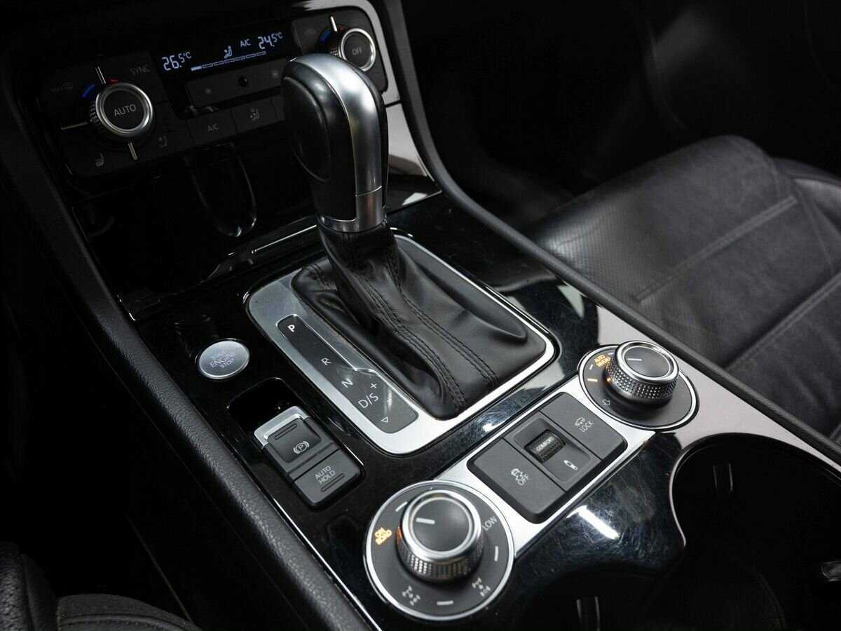 Купить Volkswagen Touareg, 2017, 225 622 км, фото №21