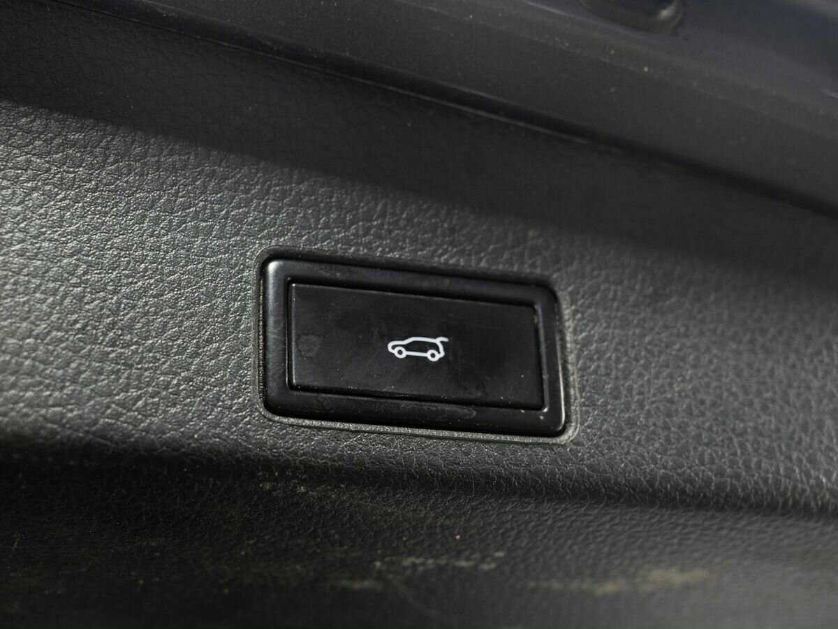 Купить Volkswagen Touareg, 2017, 225 622 км, фото №25