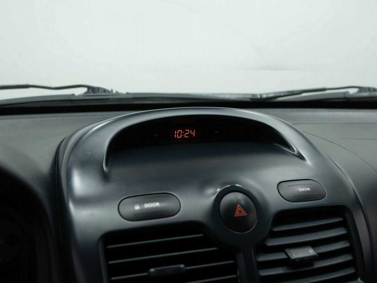 Купить Nissan Almera Classic, 2006, 250 093 км, фото №17