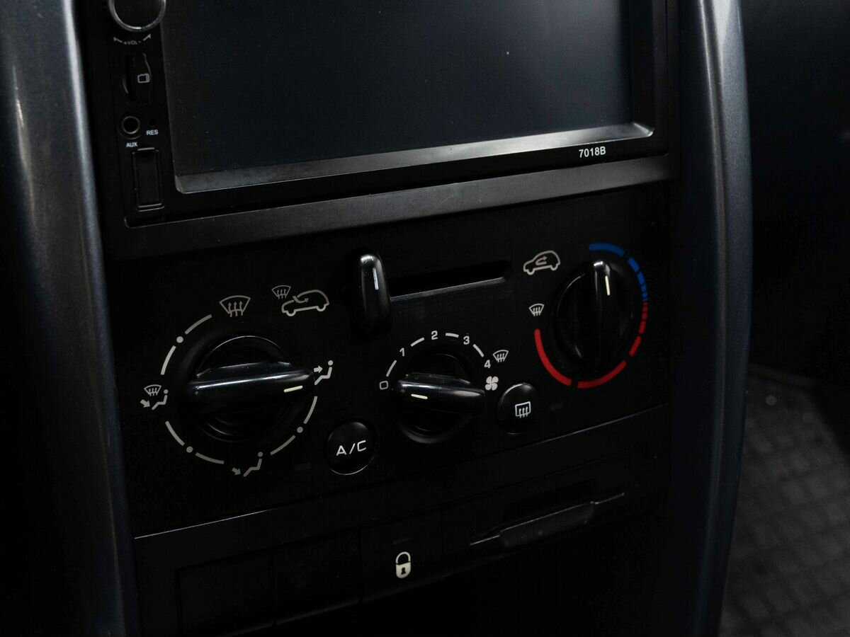 Купить Peugeot 207, 2008, 238 000 км, фото №15