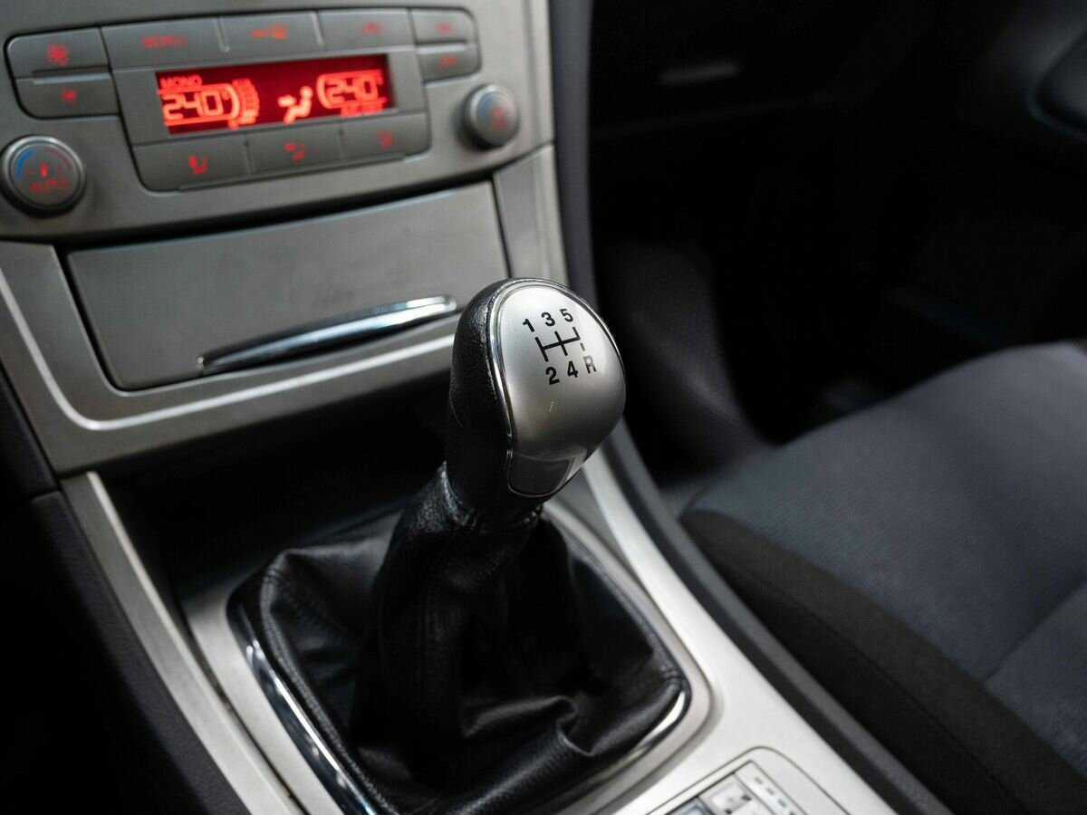 Купить Ford Mondeo, 2008, 330 589 км, фото №14