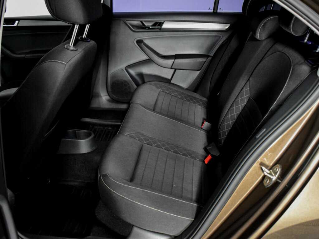 Купить Skoda Rapid, 2017, 97 486 км, фото №10