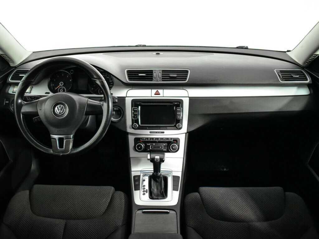 Купить Volkswagen Passat, 2010, 228 000 км, фото №12
