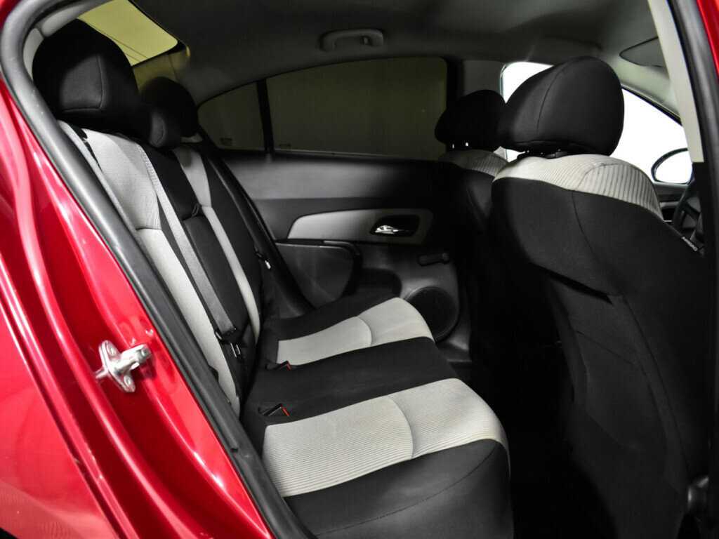 Купить Chevrolet Cruze, 2011, 314 242 км, фото №8