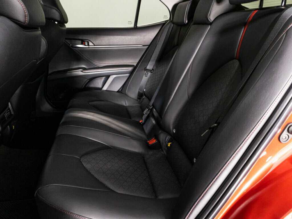 Купить Toyota Camry, 2021, 69 733 км, фото №10