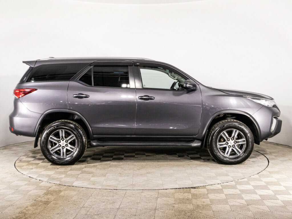 Купить Toyota Fortuner, 2019, 62 326 км, фото №4