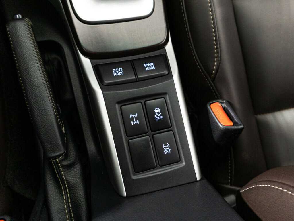 Купить Toyota Fortuner, 2019, 62 326 км, фото №20