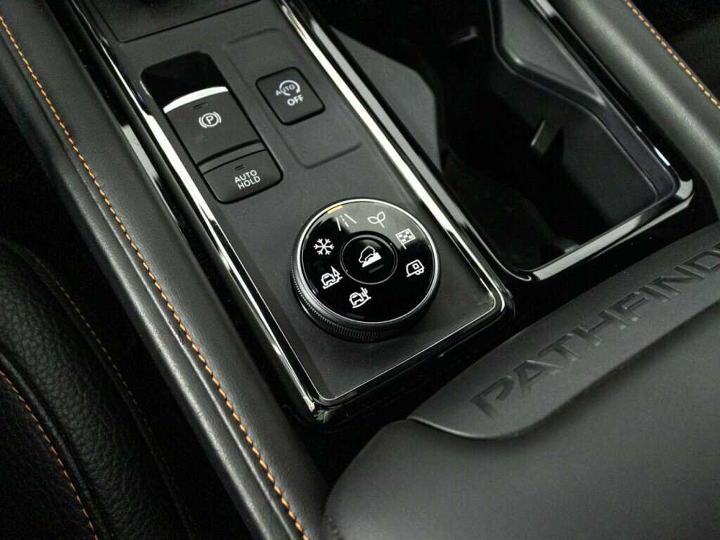 Купить Nissan Pathfinder, 2023, 3 086 км, фото №15