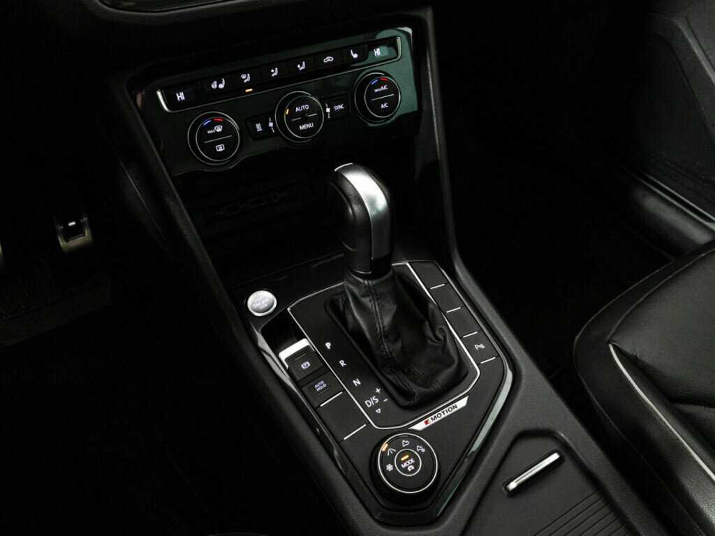Купить Volkswagen Tiguan, 2020, 68 300 км, фото №19