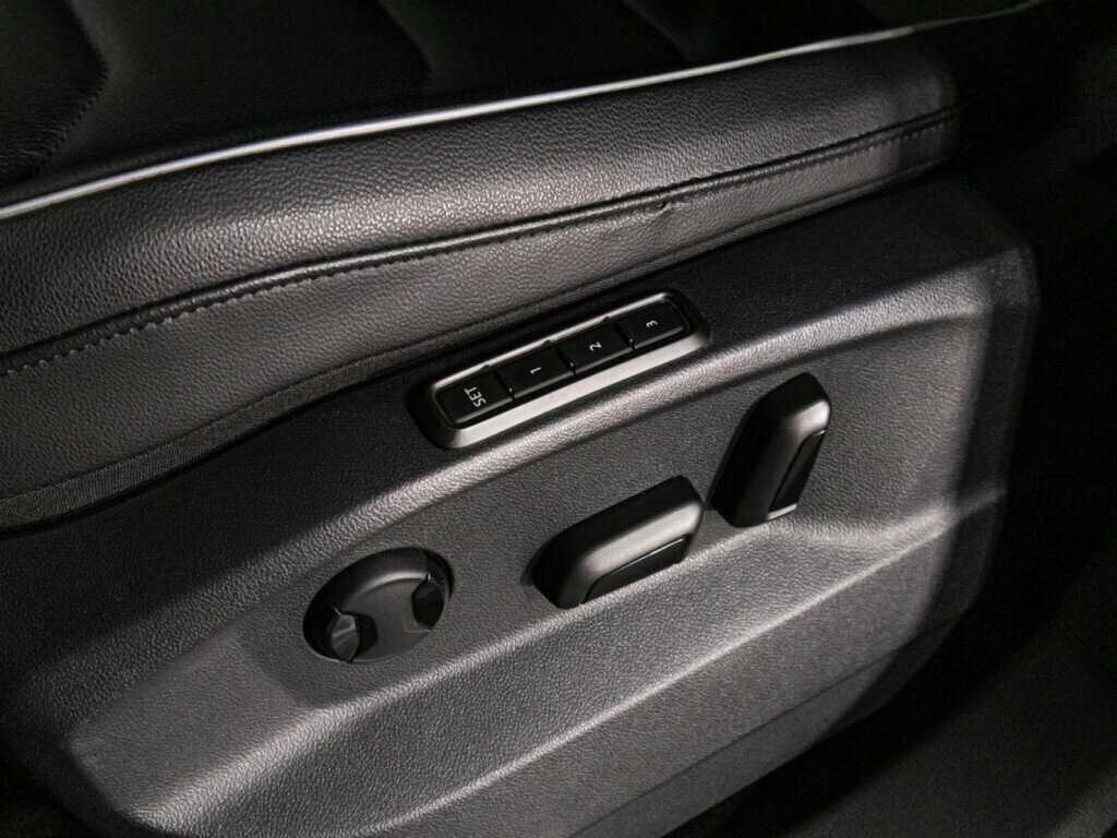 Купить Volkswagen Tiguan, 2020, 68 300 км, фото №20