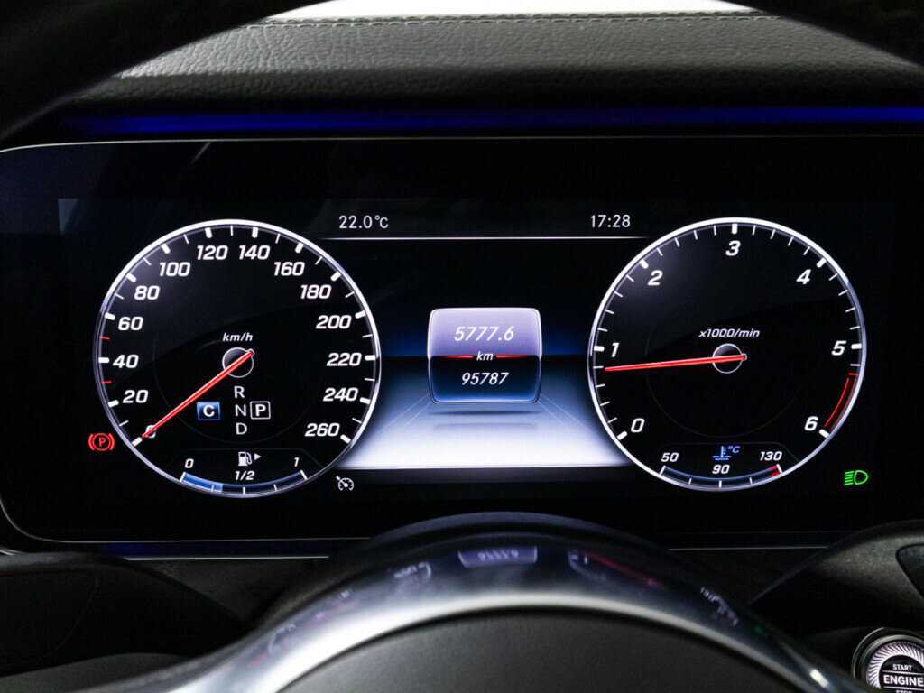 Купить Mercedes-Benz E-Класс 220 d, 2020, 95 786 км, фото №12