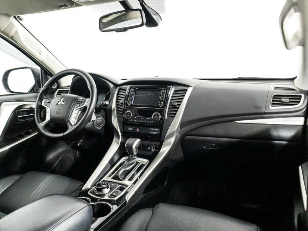 Купить Mitsubishi Pajero Sport, 2016, 20 728 км, фото №9