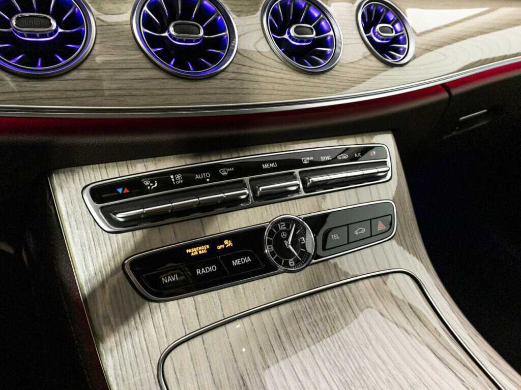 Купить Mercedes-Benz CLS 220 d, 2020, 79 482 км, фото №17