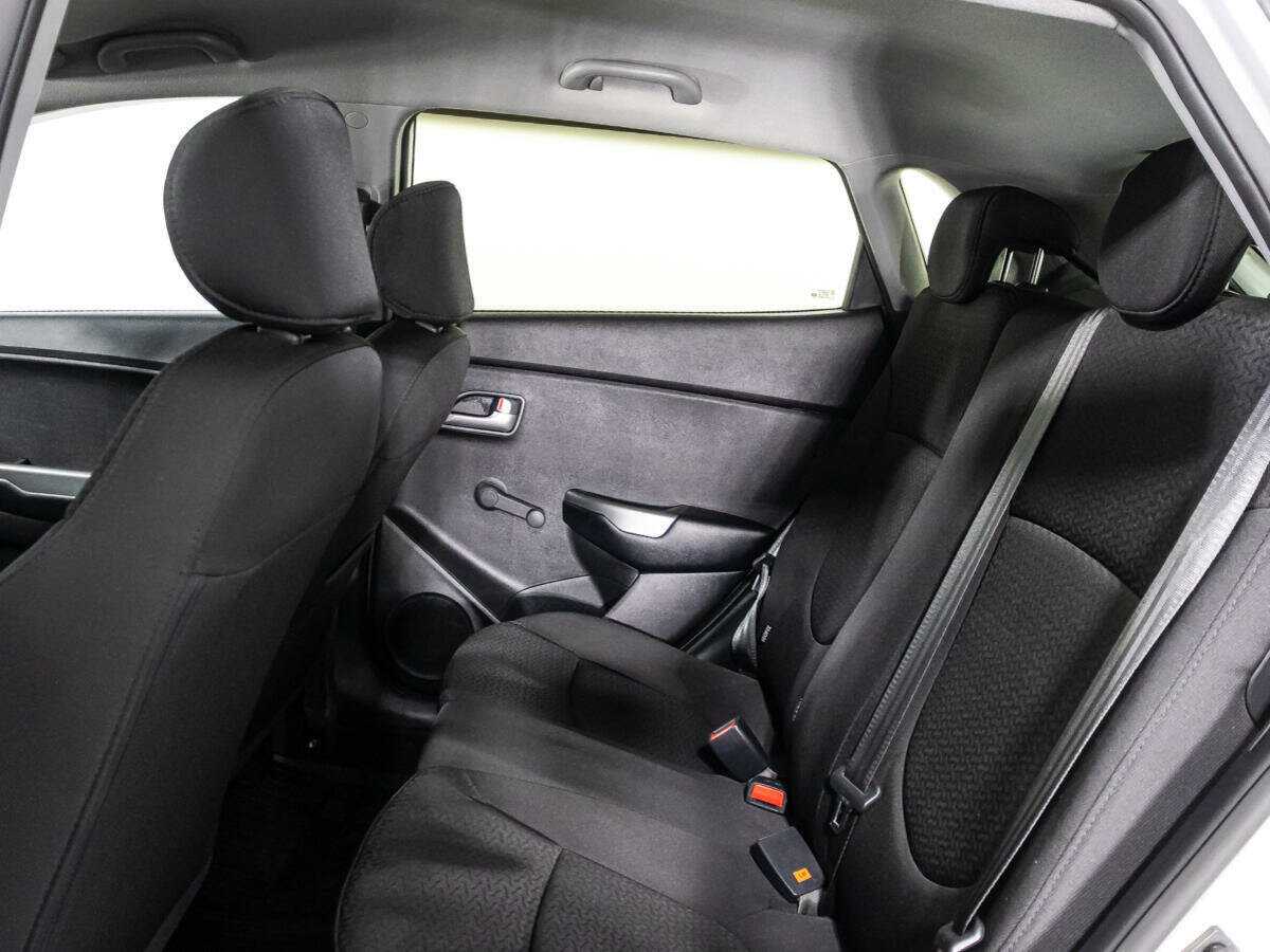 Купить Kia Rio, 2017, 71 495 км, фото №10