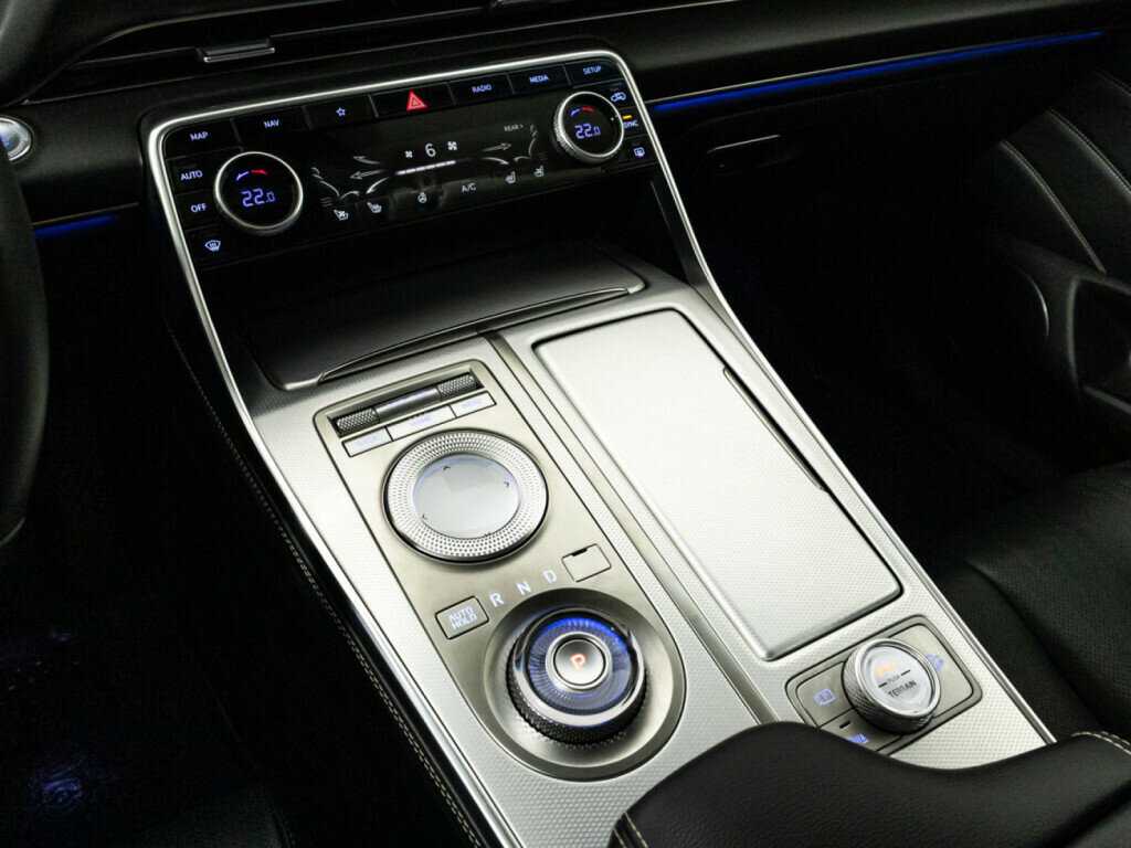 Купить Genesis GV80, 2021, 52 196 км, фото №21