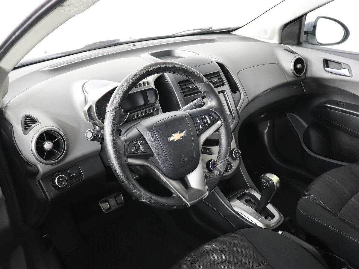 Купить Chevrolet Aveo, 2014, 190 202 км, фото №5
