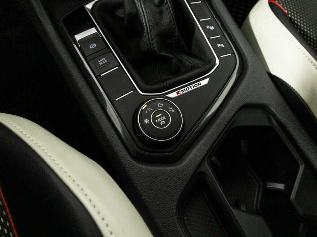 Купить Volkswagen Tiguan, 2021, 71 377 км, фото №19