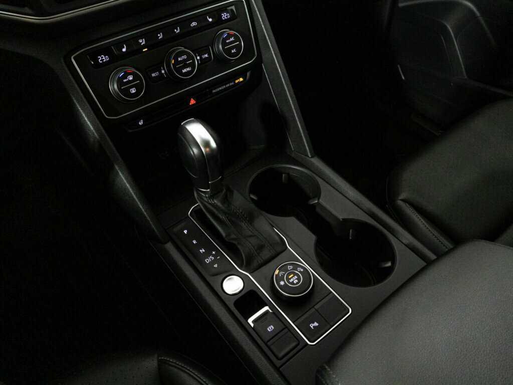 Купить Volkswagen Teramont, 2019, 121 000 км, фото №18