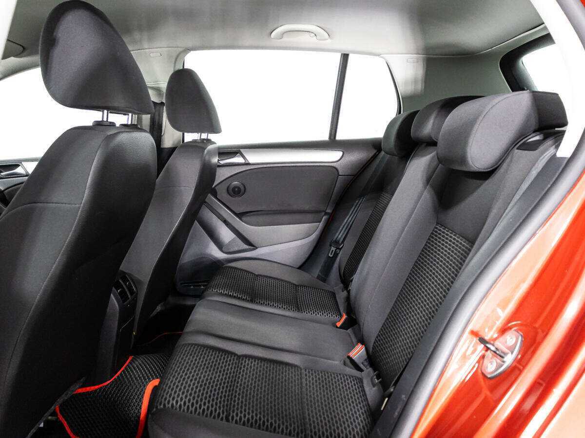 Купить Volkswagen Golf, 2011, 155 797 км, фото №10