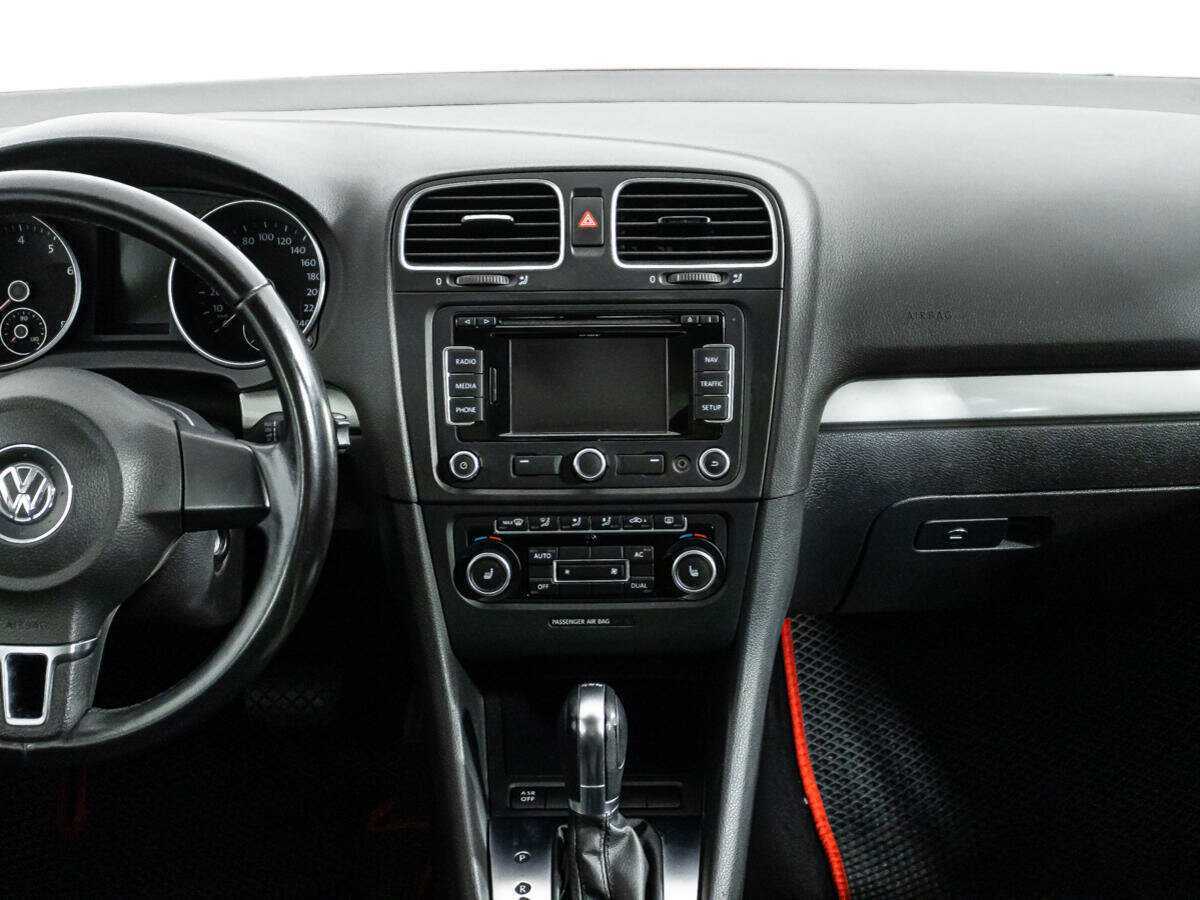 Купить Volkswagen Golf, 2011, 155 797 км, фото №12
