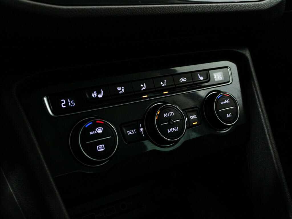 Купить Volkswagen Tiguan, 2018, 77 239 км, фото №18