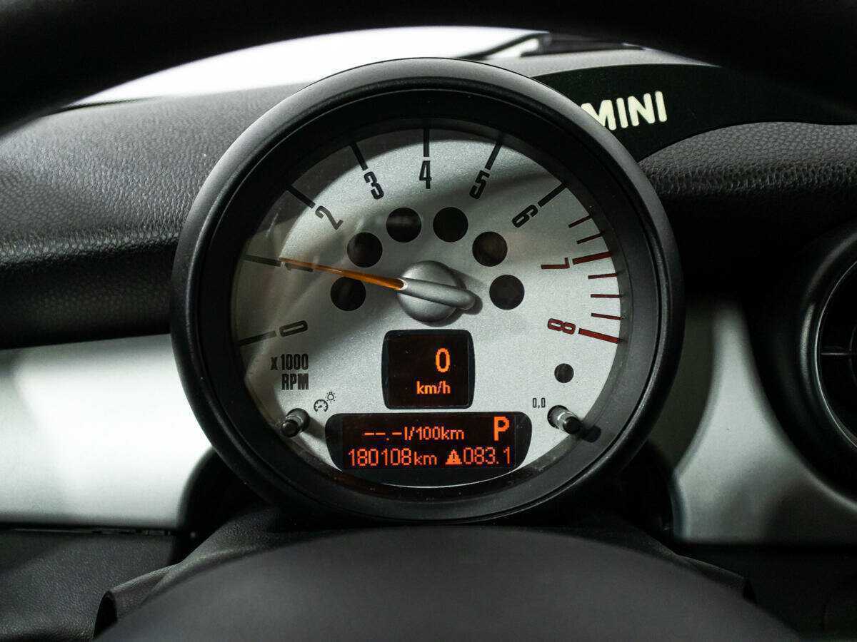 Купить Mini Hatch One, 2011, 180 106 км, фото №12