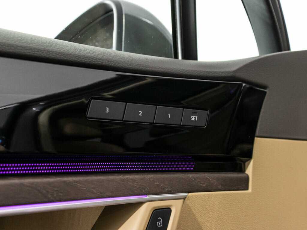 Купить Volkswagen Touareg, 2020, 92 975 км, фото №23