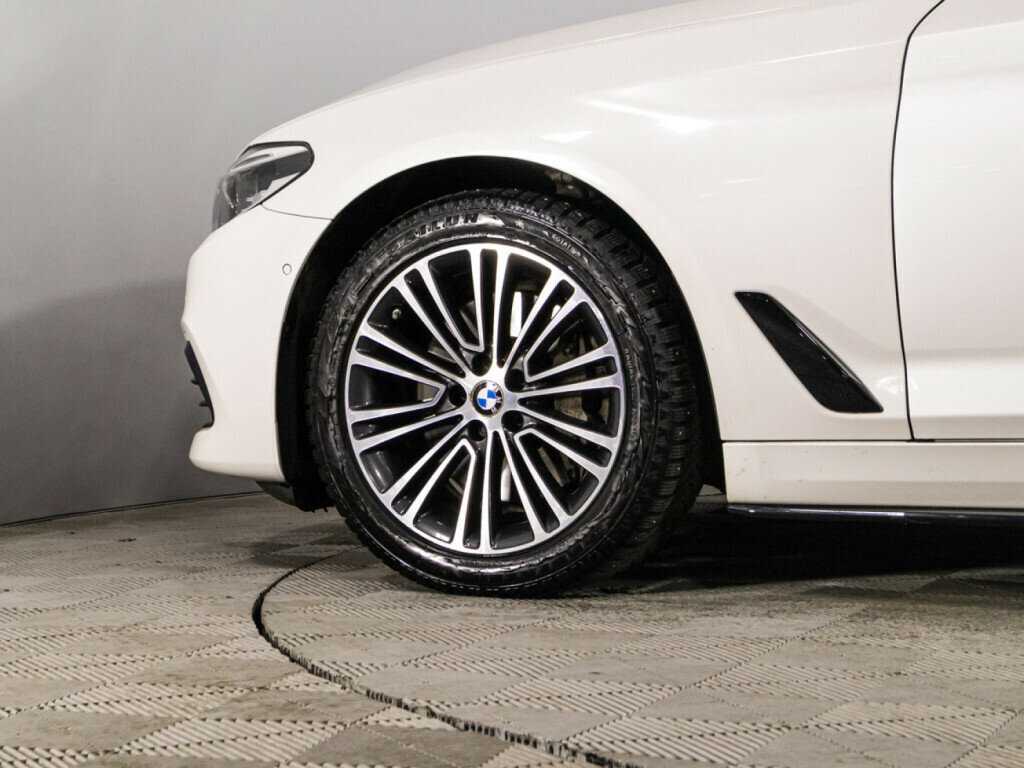 Купить BMW 5 серии 540i, 2019, 116 287 км, фото №27