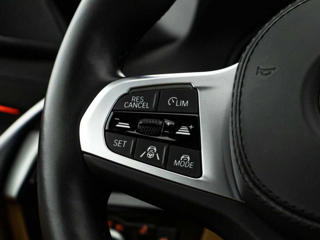 Купить BMW 5 серии 520i, 2023, 11 939 км, фото №27