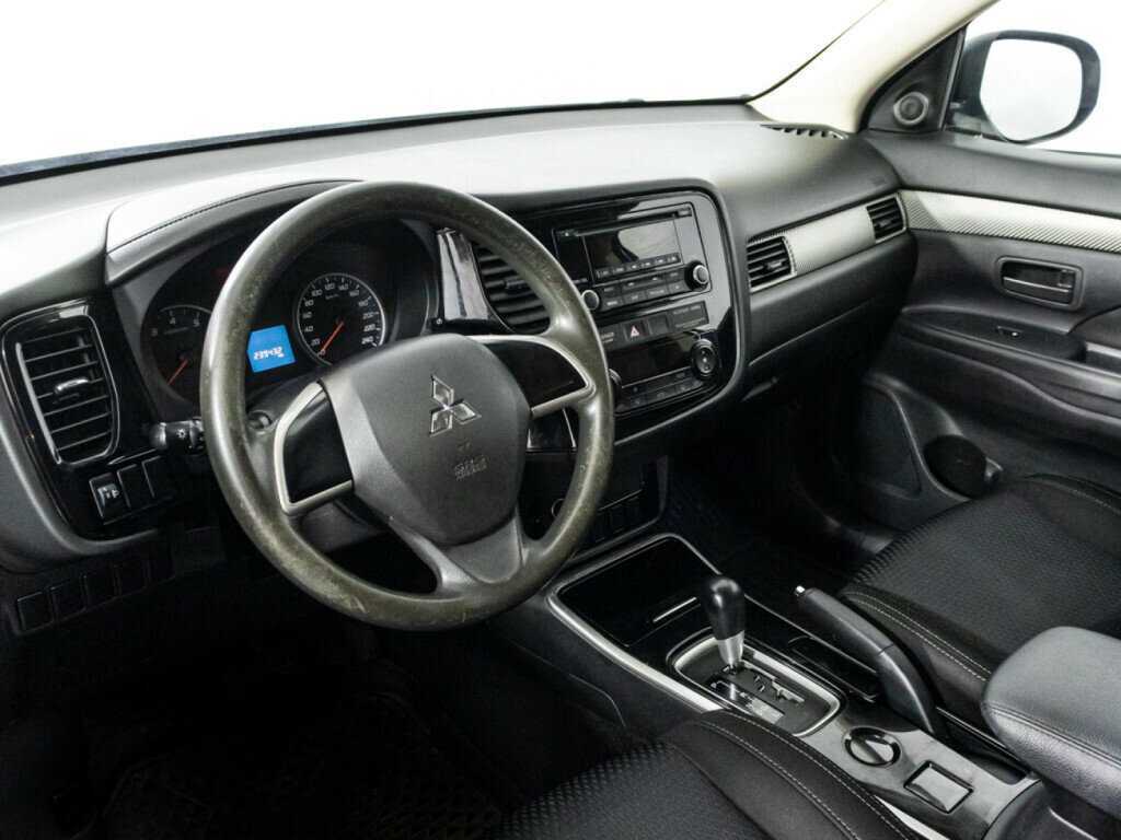 Купить Mitsubishi Outlander, 2018, 239 427 км, фото №9