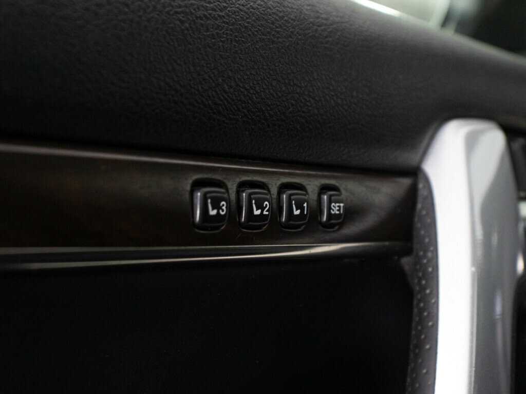 Купить Toyota Land Cruiser, 2015, 315 837 км, фото №29