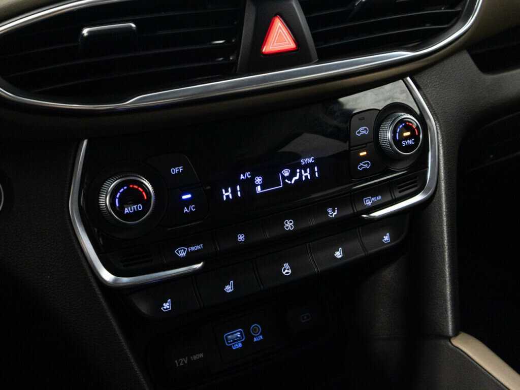 Купить Hyundai Santa Fe, 2019, 89 115 км, фото №19