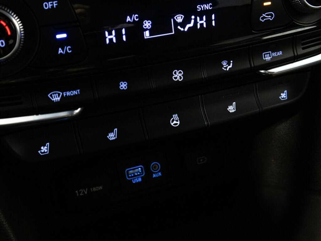 Купить Hyundai Santa Fe, 2019, 89 115 км, фото №20