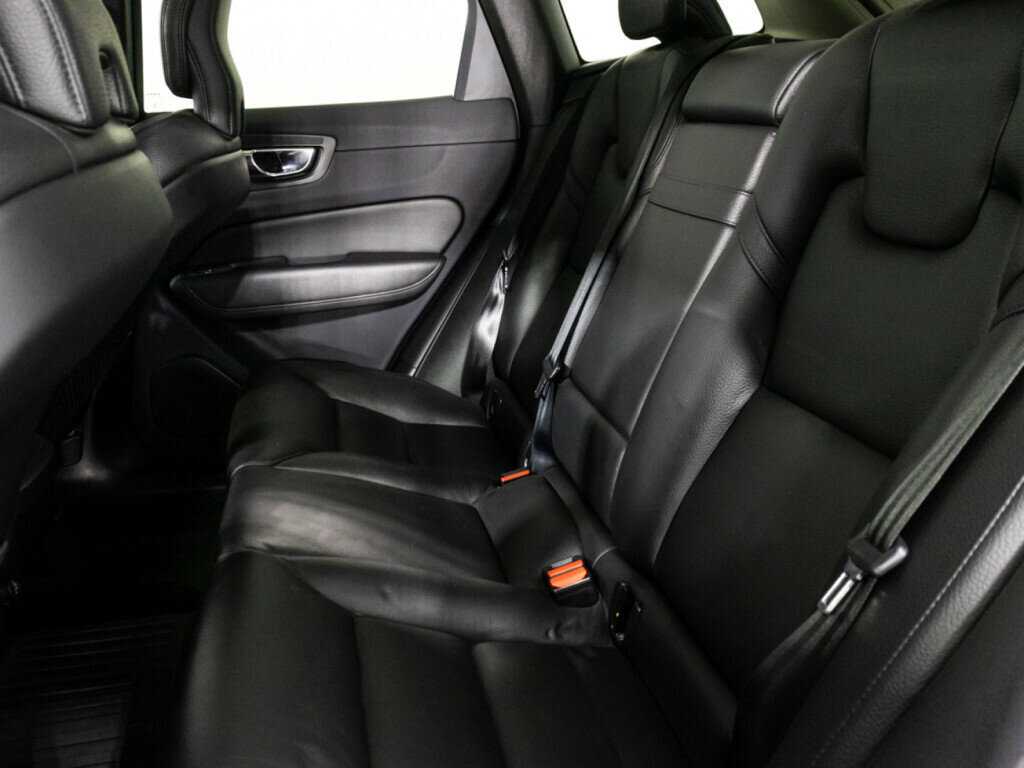 Купить Volvo XC60, 2019, 50 903 км, фото №10