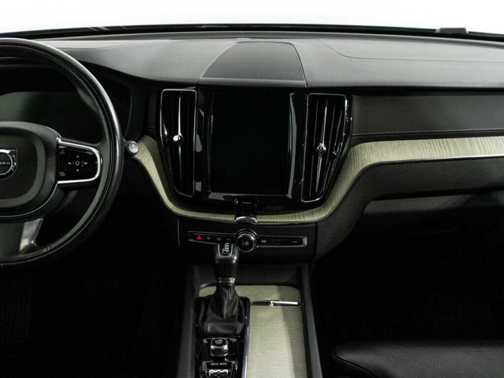 Купить Volvo XC60, 2019, 50 903 км, фото №14