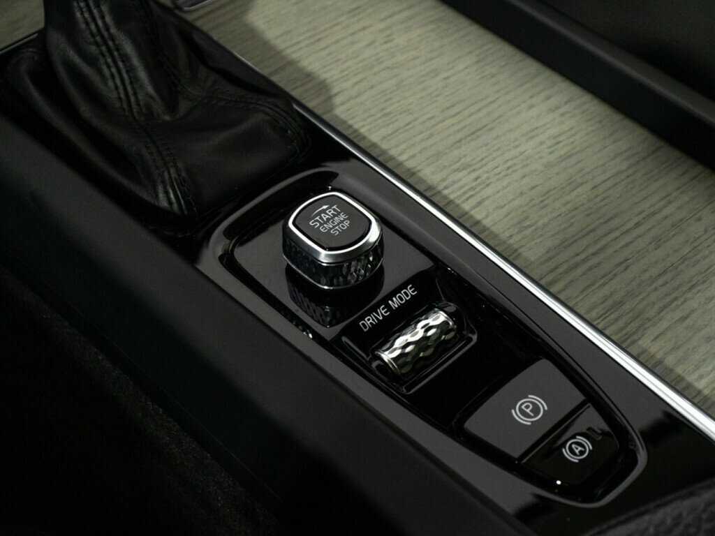 Купить Volvo XC60, 2019, 50 903 км, фото №22